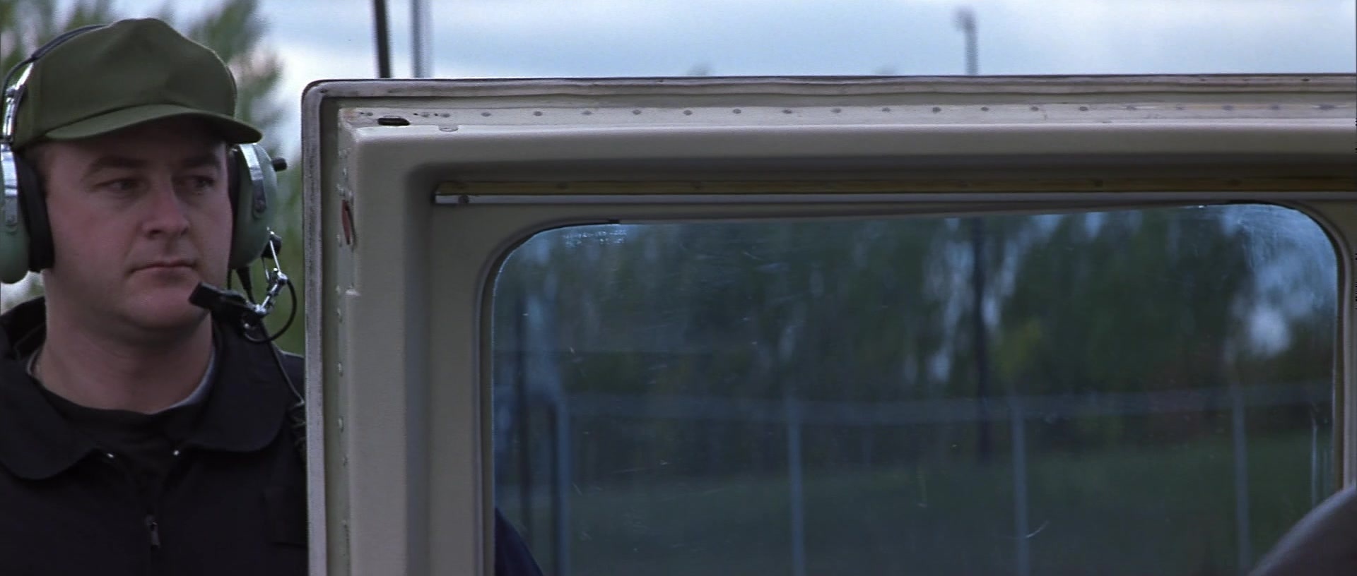 X-Men (2000), wide, 2.35:1 — film still