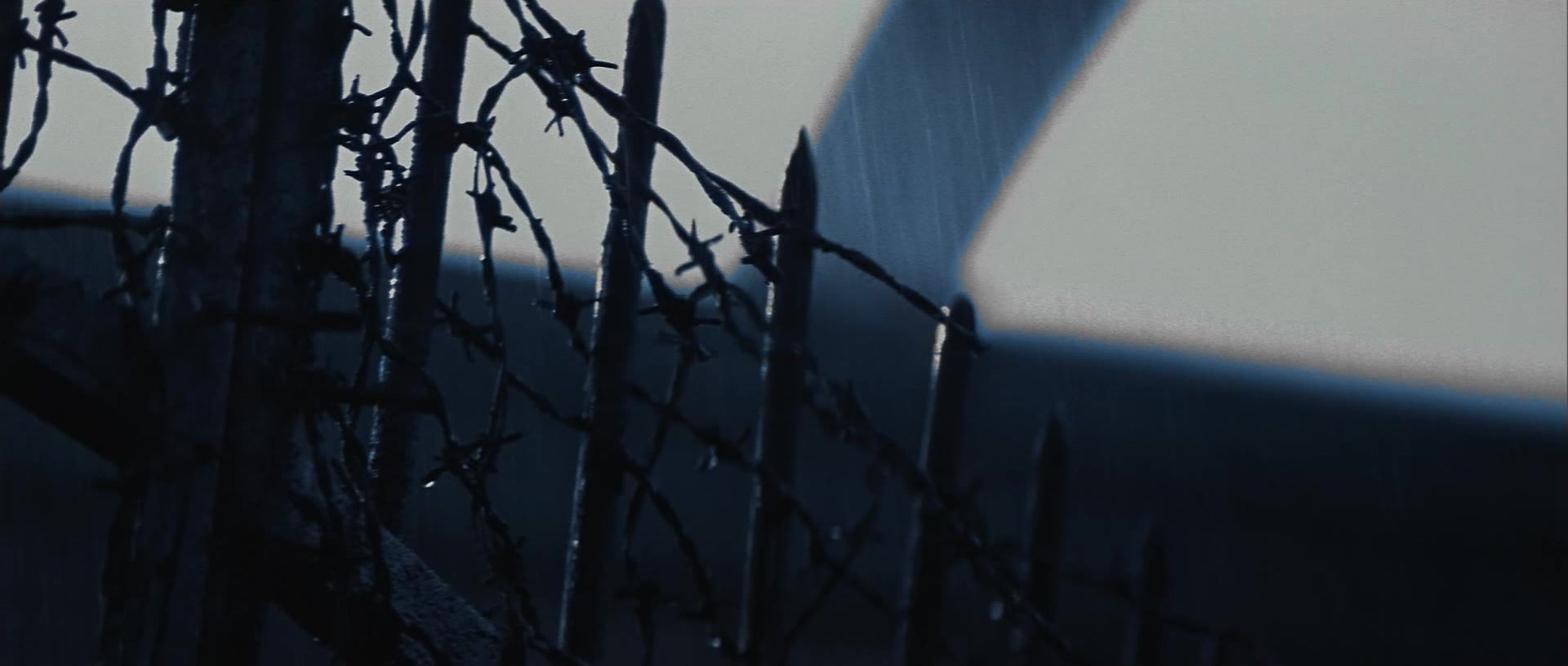 X-Men (2000), wide, 2.35:1 — film still
