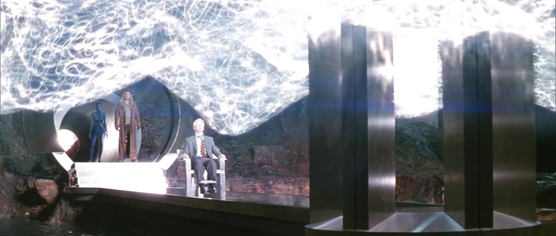 X-Men (2000), wide, 2.35:1 — film still