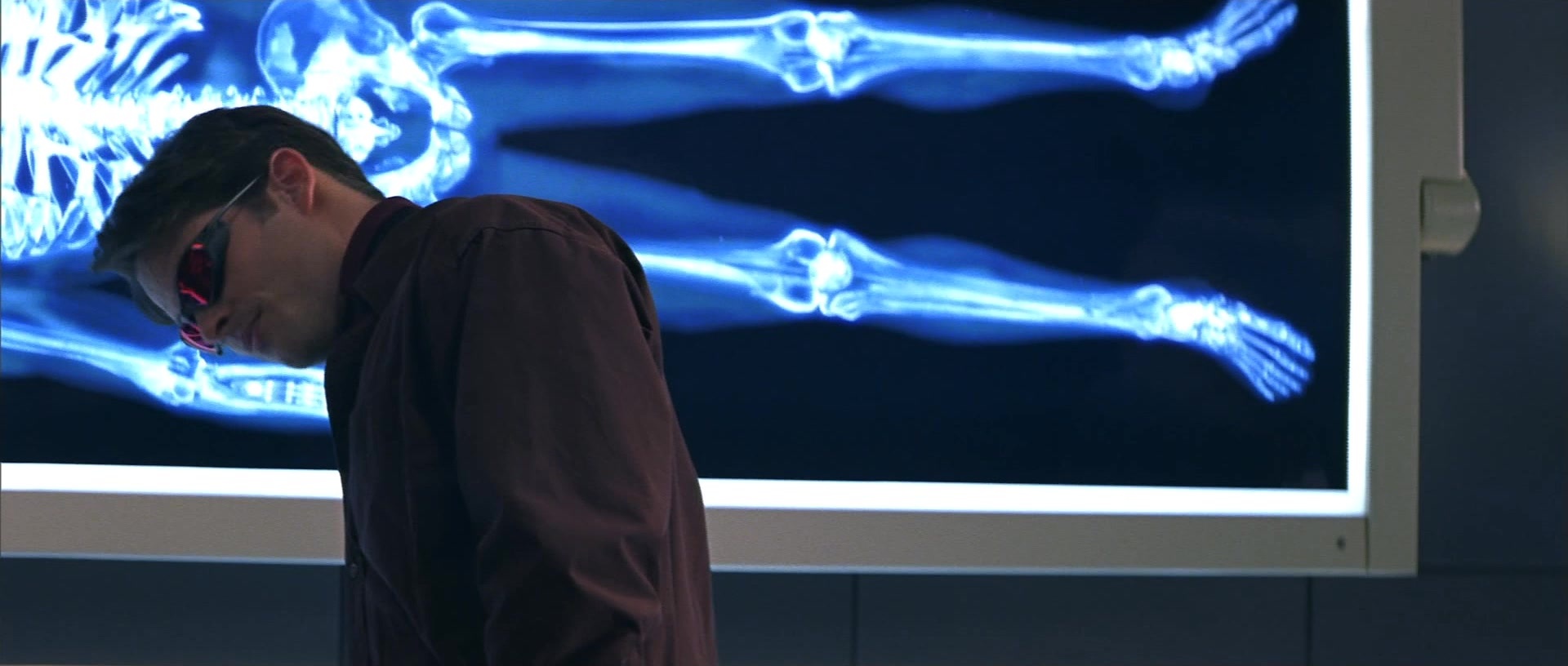 X-Men (2000), wide, 2.35:1 — film still