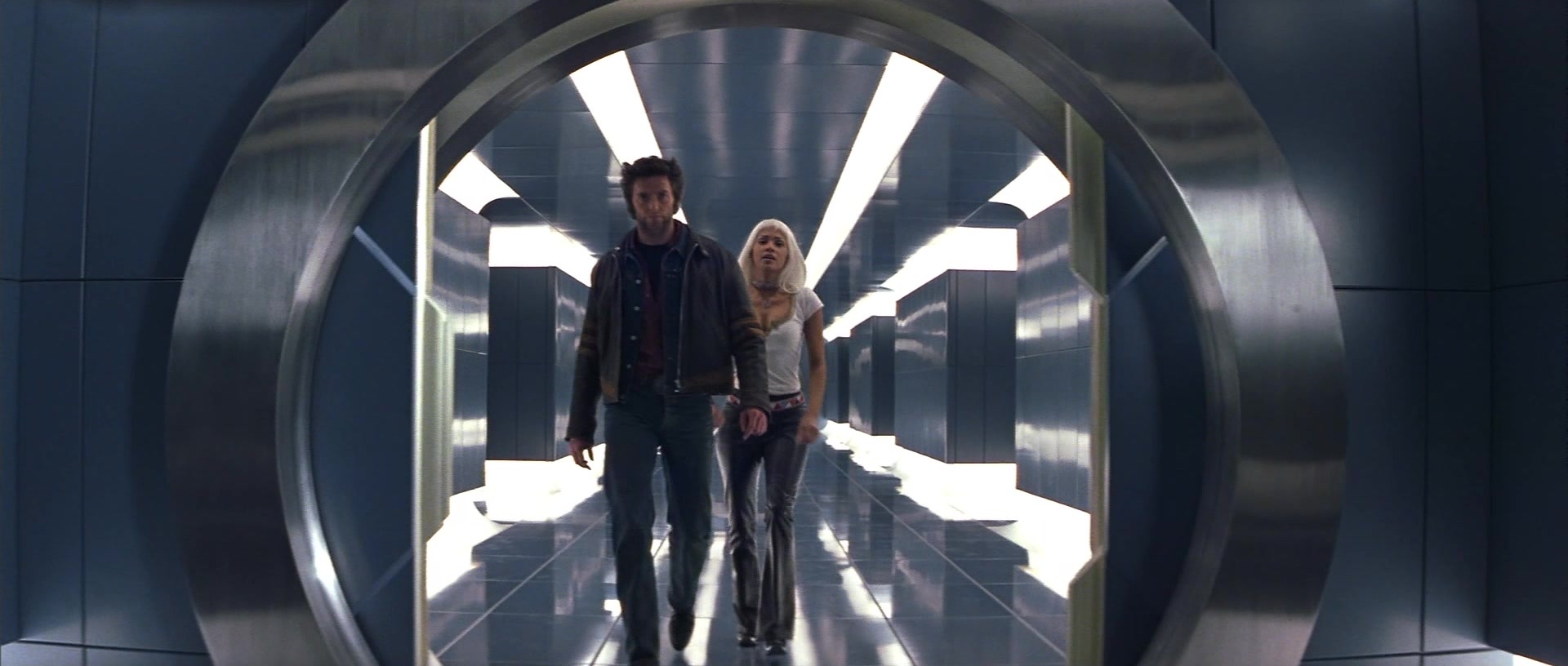 X-Men (2000), wide, 2.35:1 — film still