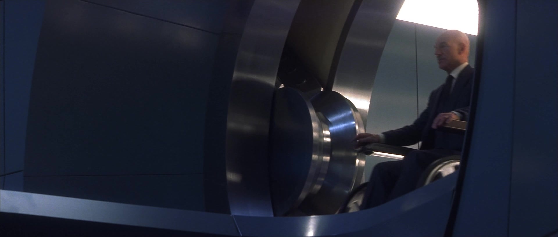 X-Men (2000), unknown, 2.35:1 — film still