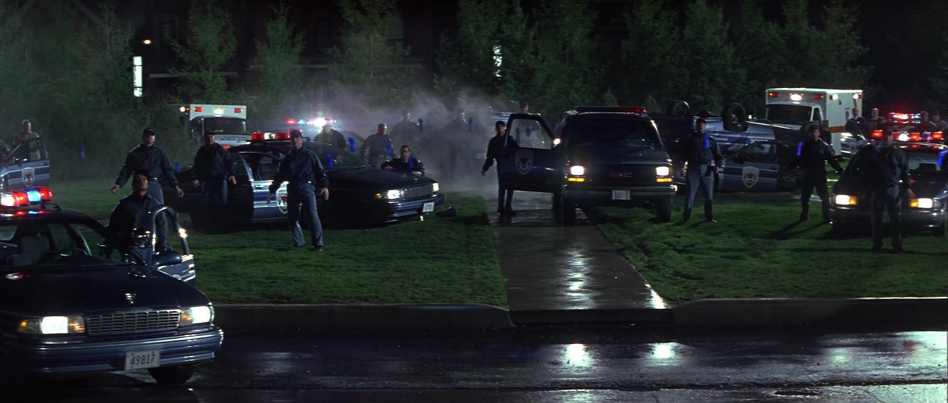 X-Men (2000), wide, 2.35:1 — film still