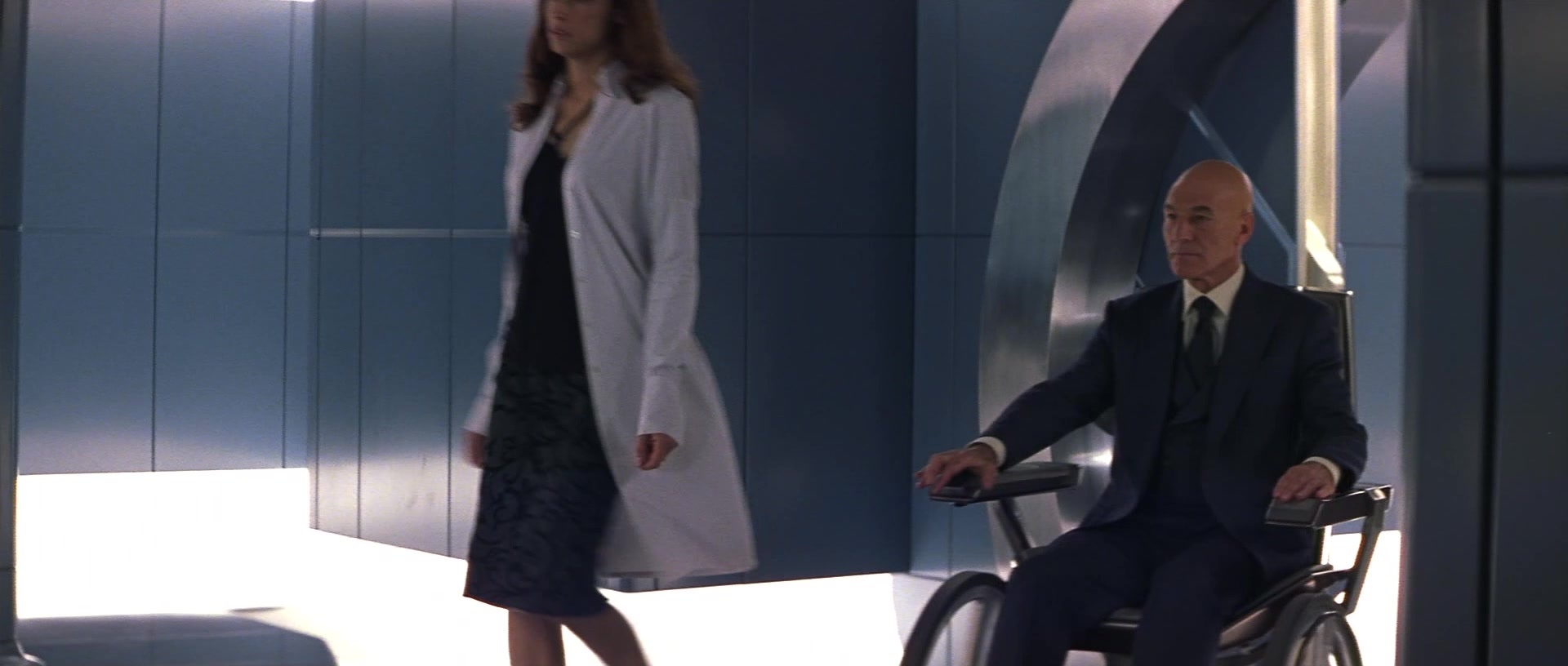 X-Men (2000), wide, 2.35:1 — film still