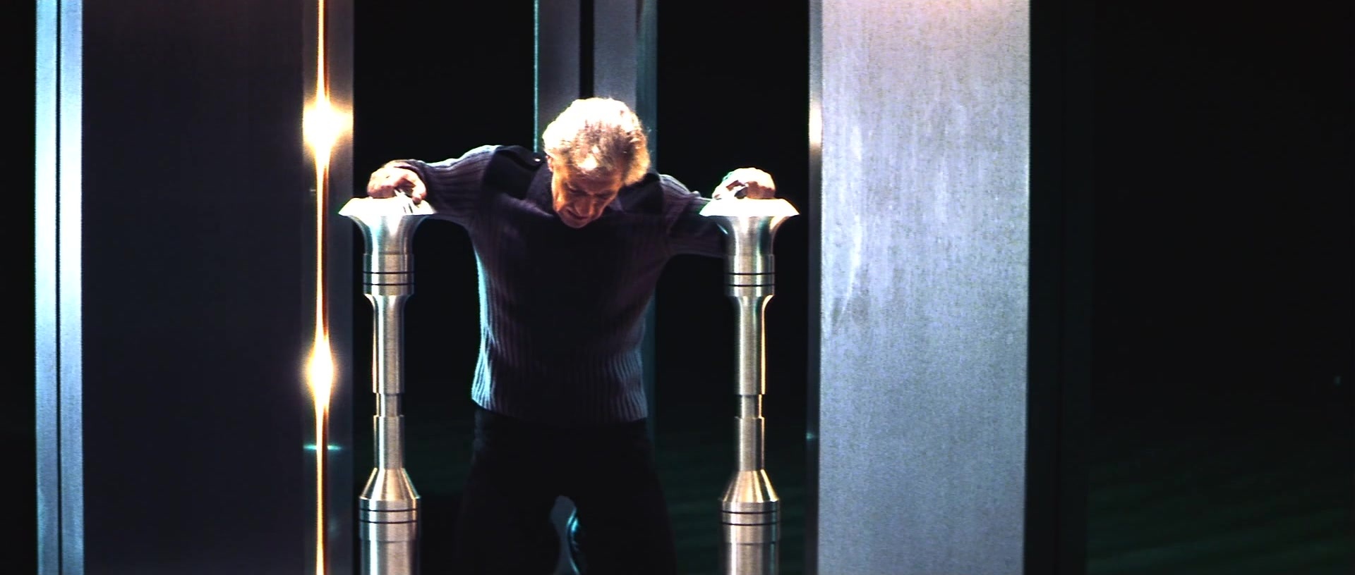 X-Men (2000), wide, 2.35:1 — film still