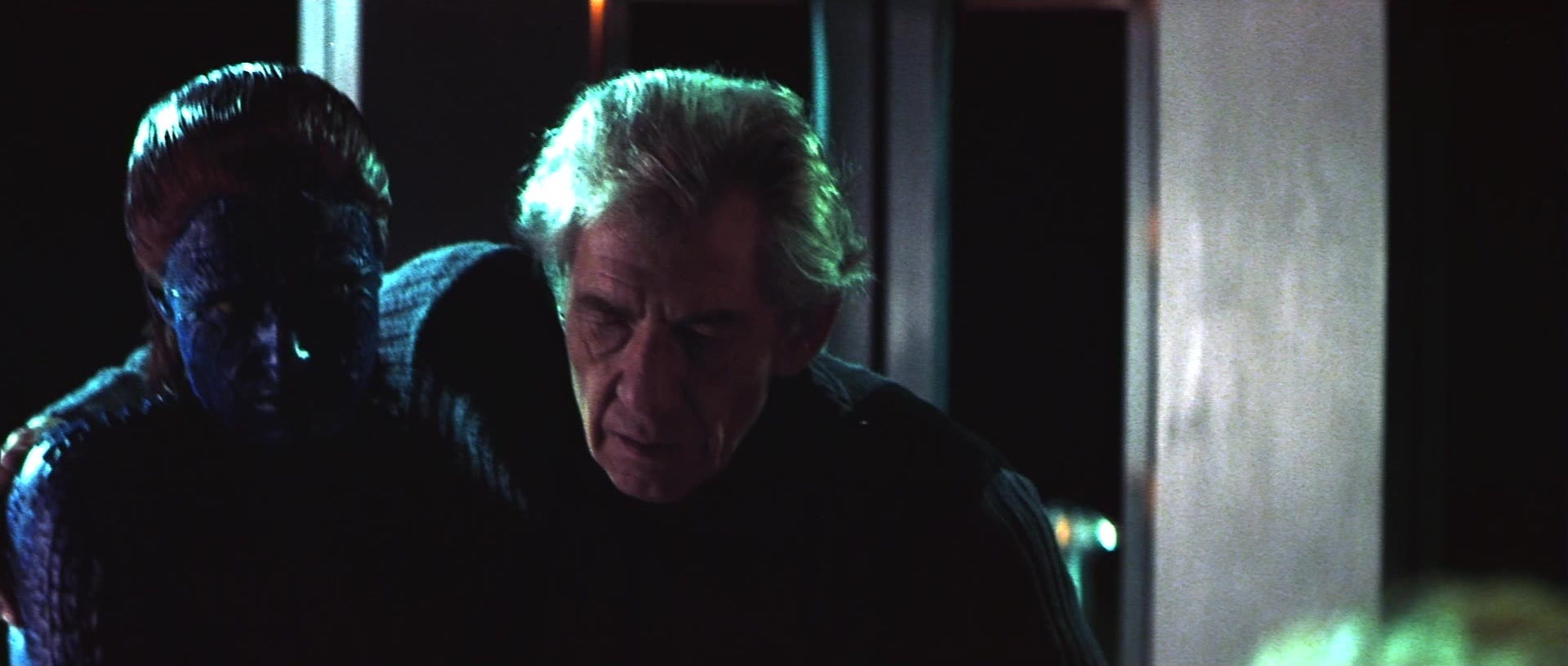X-Men (2000), wide, 2.35:1 — film still