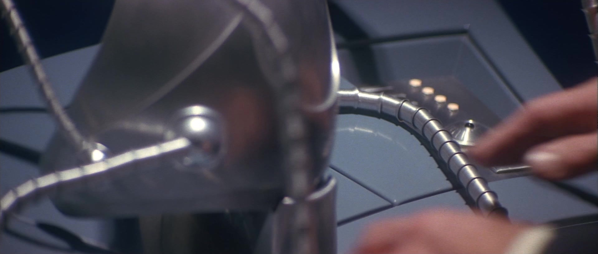 X-Men (2000), unknown, 2.35:1 — film still