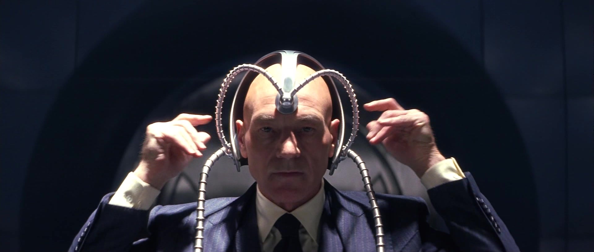 X-Men (2000), wide, 2.35:1 — film still