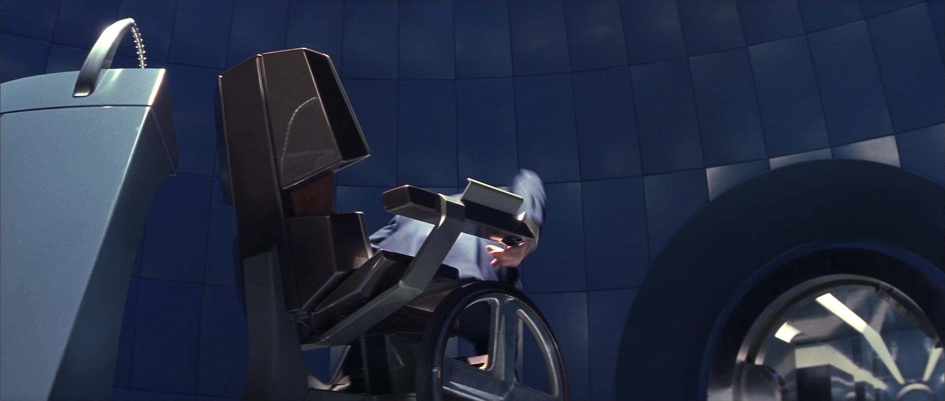 X-Men (2000), wide, 2.35:1 — film still