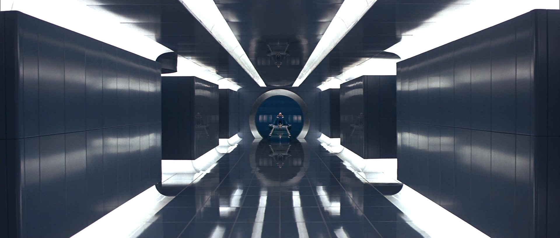 X-Men (2000), wide, 2.35:1 — film still