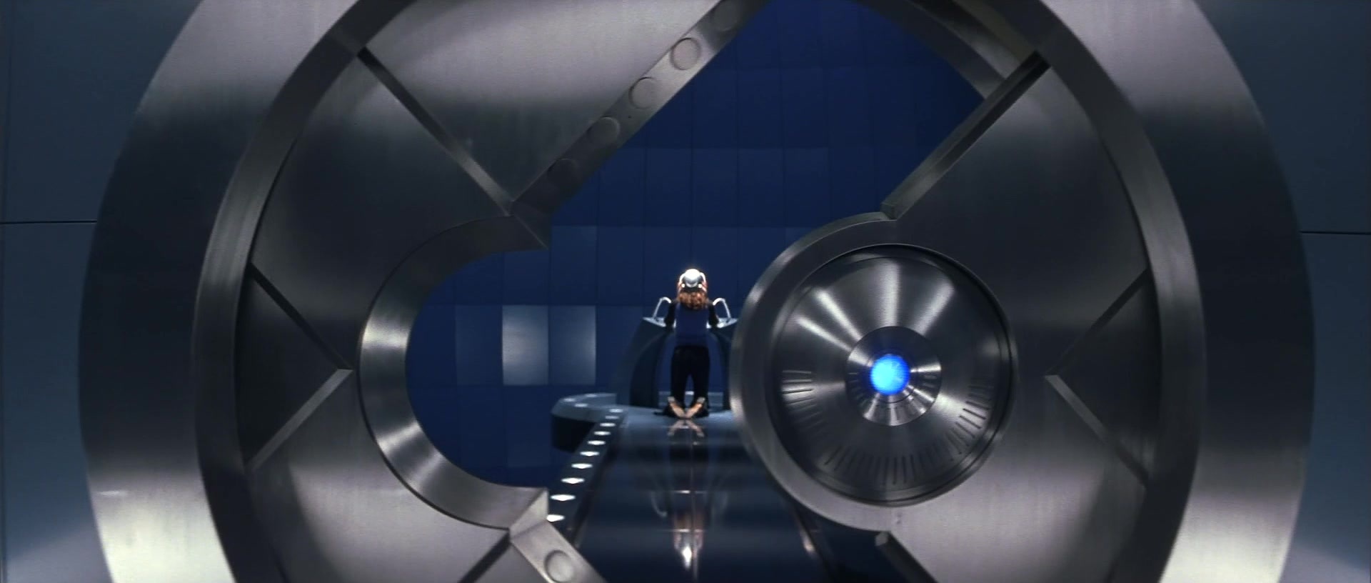 X-Men (2000), wide, 2.35:1 — film still