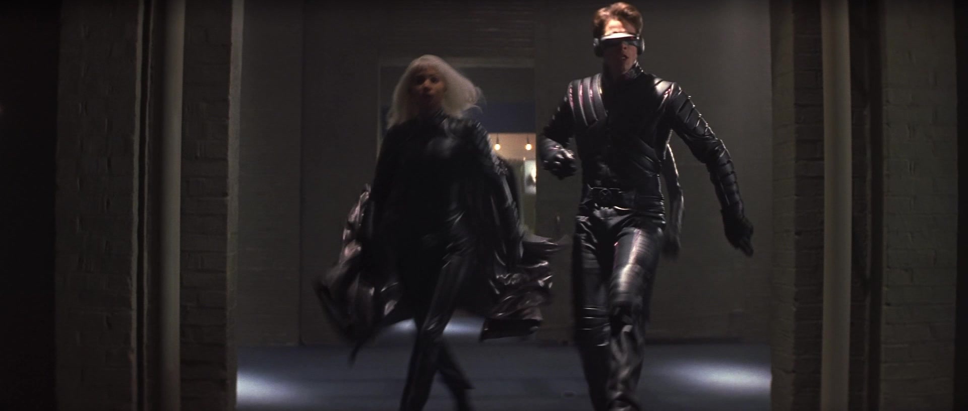 X-Men (2000), unknown, 2.35:1 — film still