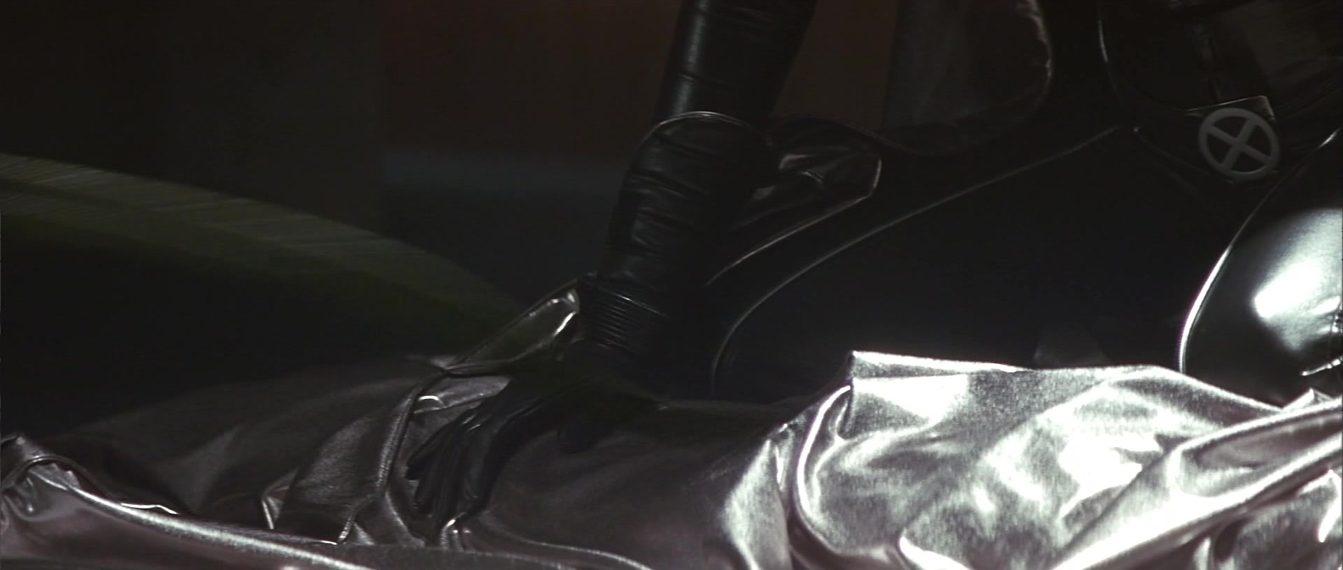 X-Men (2000), wide, 2.35:1 — film still