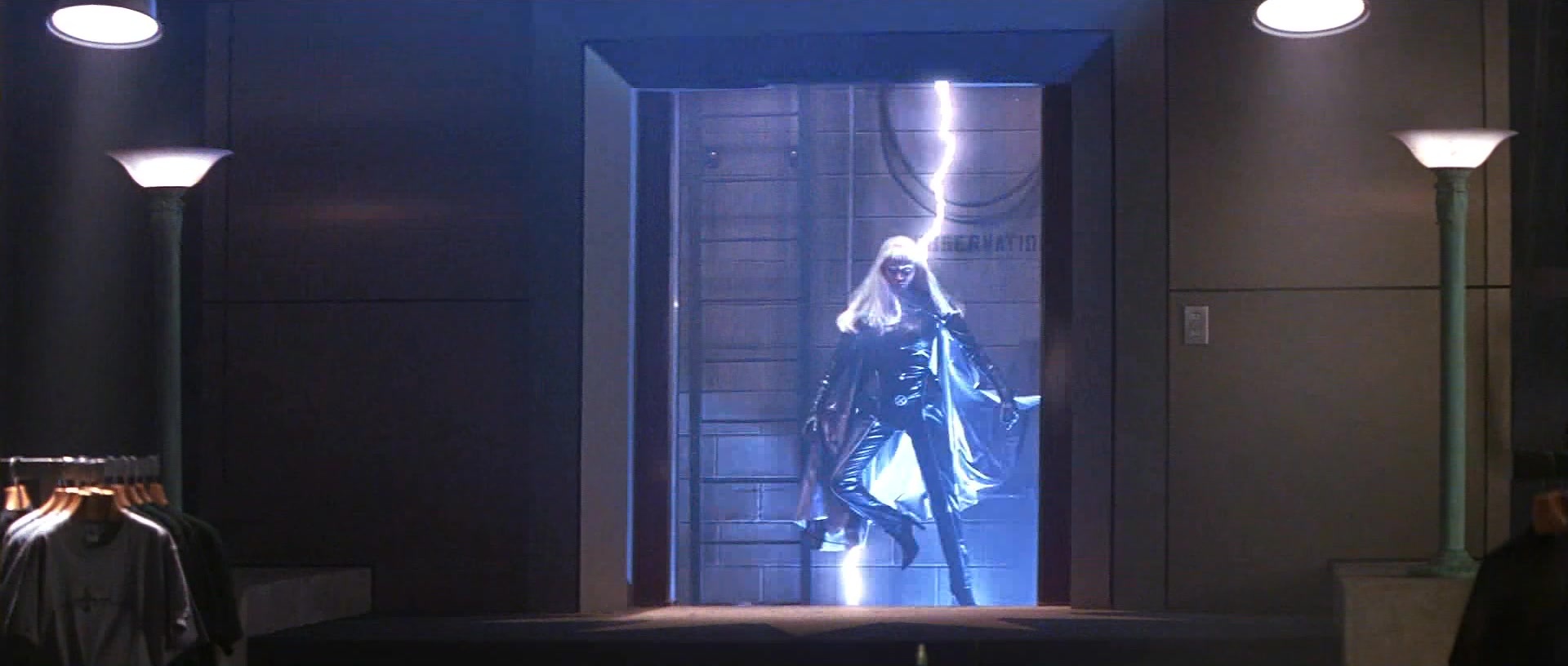 X-Men (2000), wide, 2.35:1 — film still