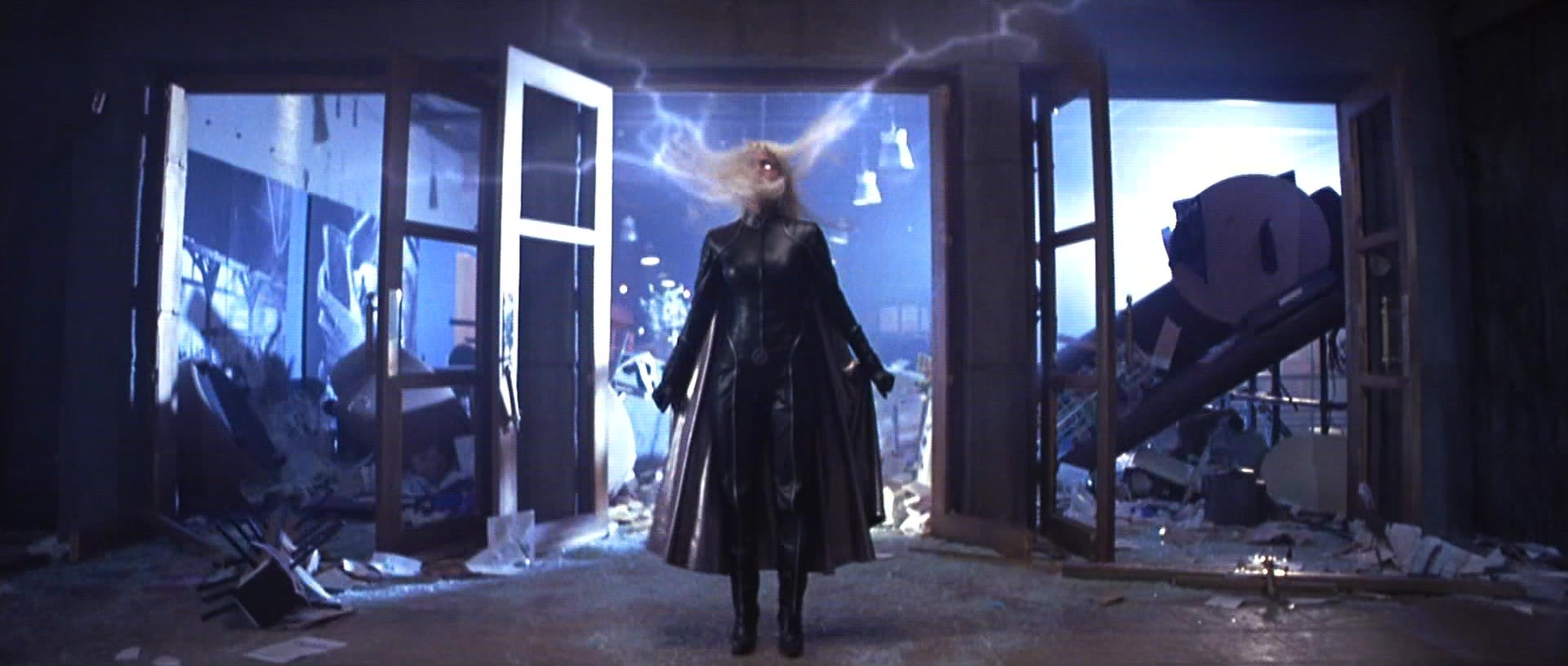 X-Men (2000), wide, 2.35:1 — film still