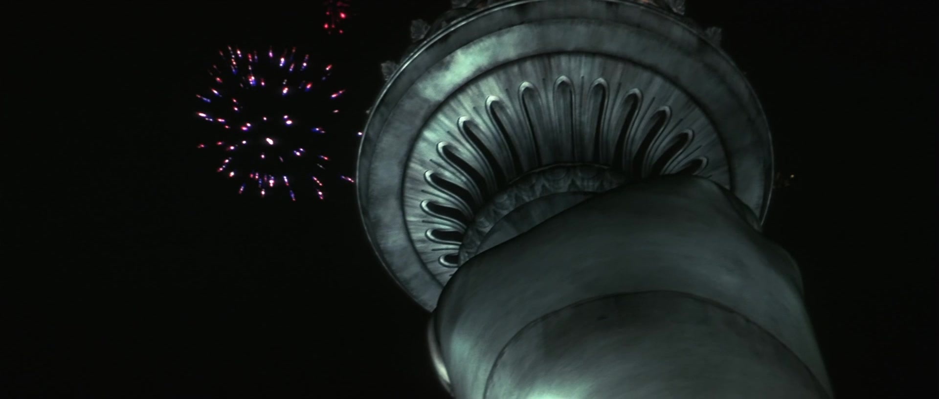 X-Men (2000), wide, 2.35:1 — film still