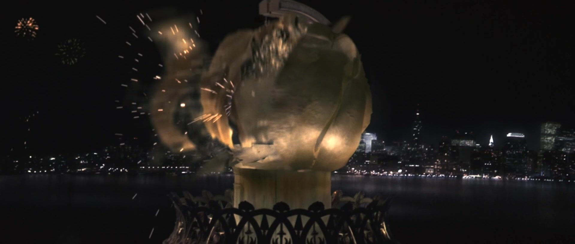 X-Men (2000), wide, 2.35:1 — film still