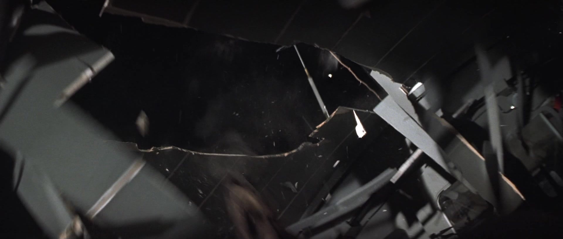 X-Men (2000), unknown, 2.35:1 — film still