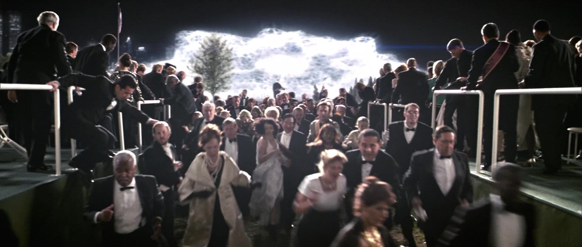 X-Men (2000), wide, 2.35:1 — film still