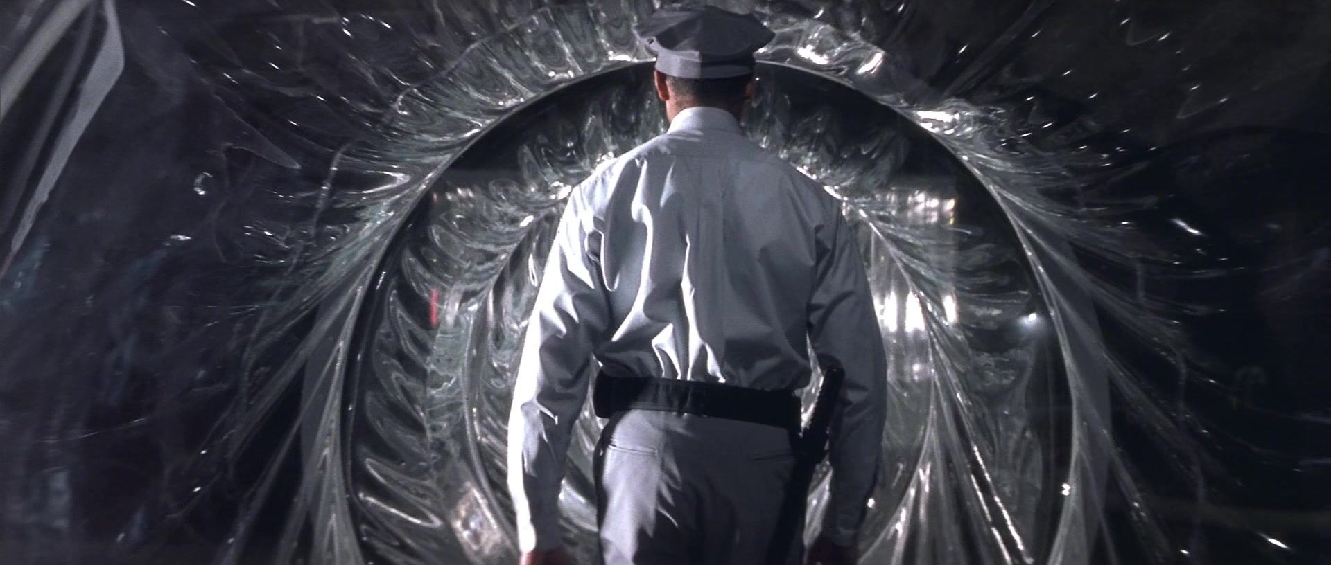 X-Men (2000), wide, 2.35:1 — film still