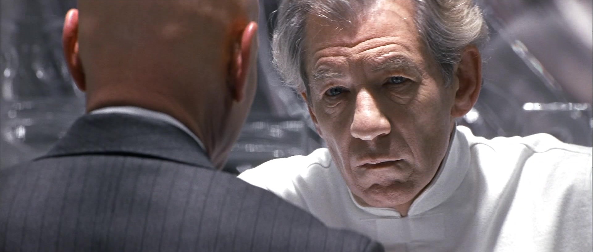 X-Men (2000), close, 2.35:1 — film still