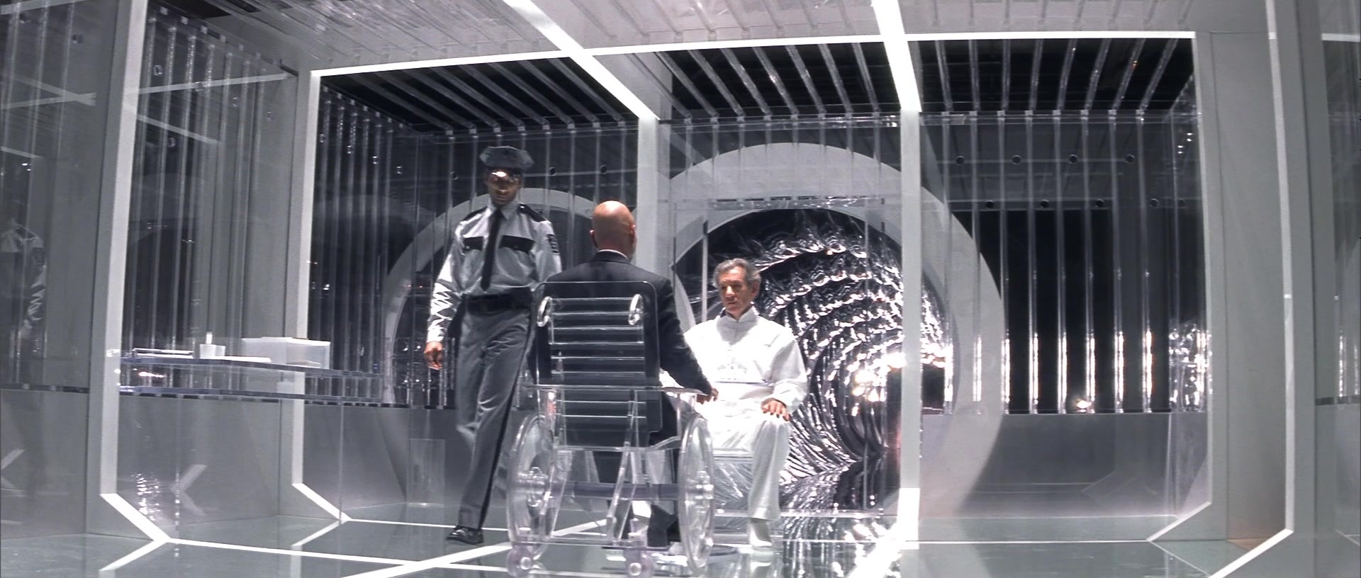 X-Men (2000), wide, 2.35:1 — film still