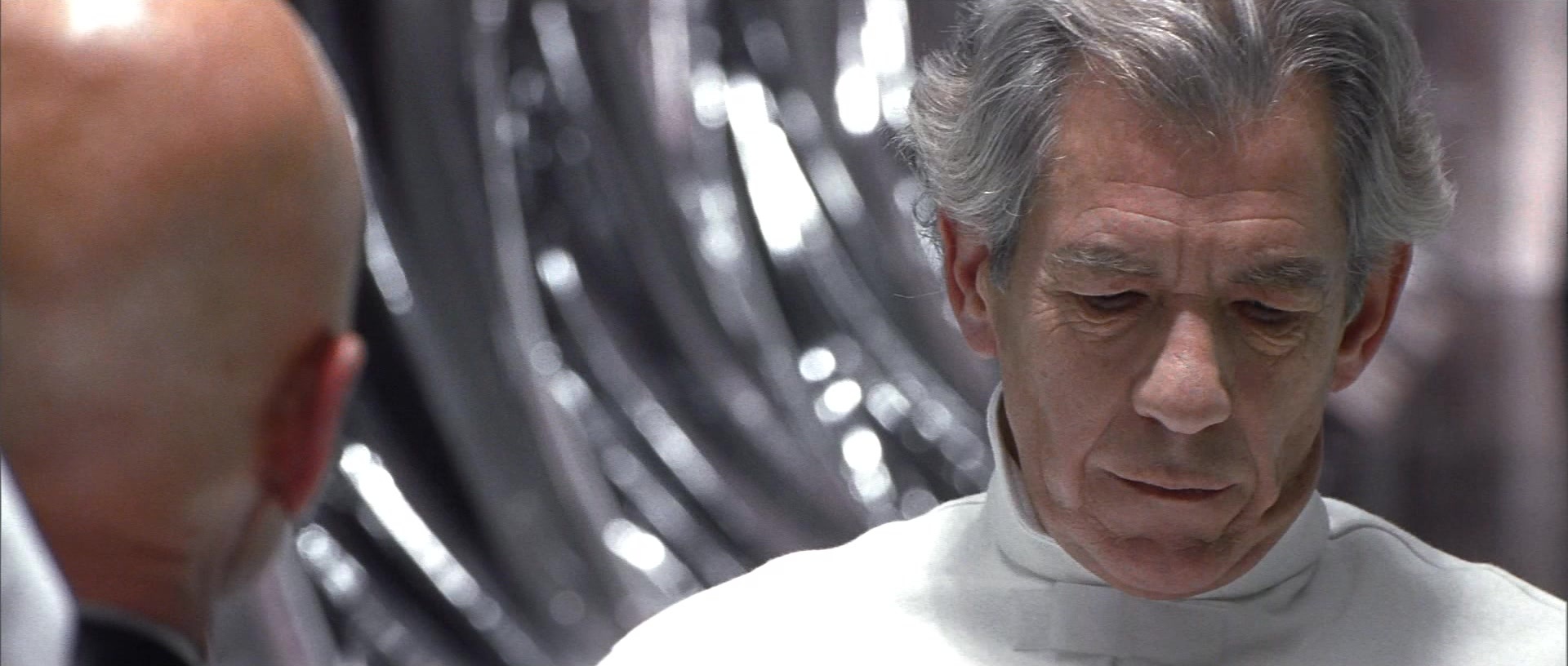 X-Men (2000), close, 2.35:1 — film still