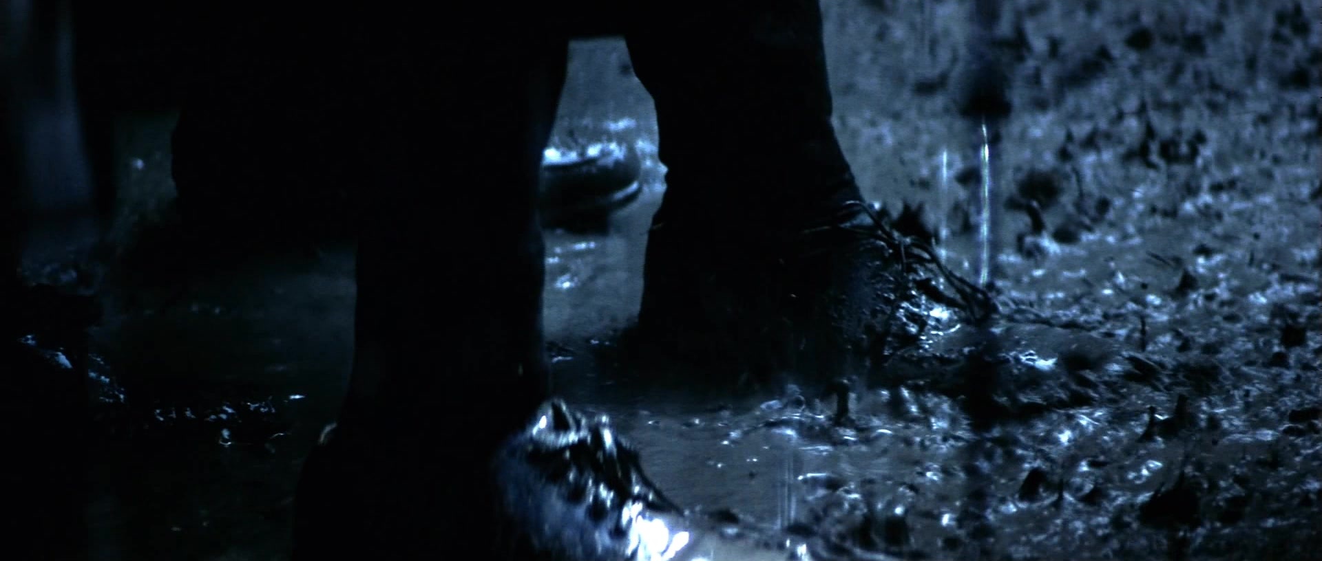 X-Men (2000), wide, 2.35:1 — film still
