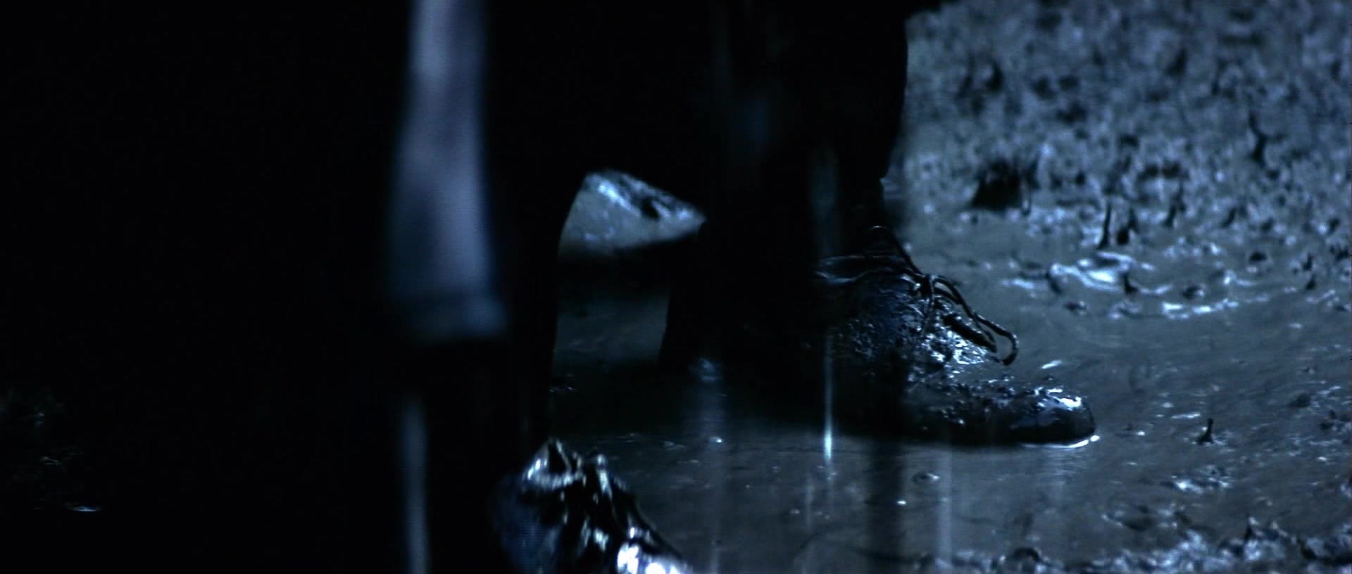 X-Men (2000), wide, 2.35:1 — film still