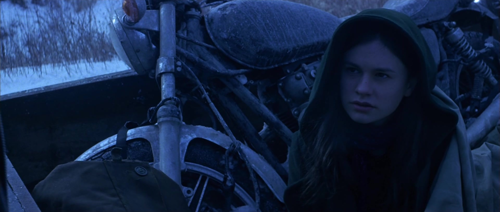X-Men (2000), medium, 2.35:1 — film still