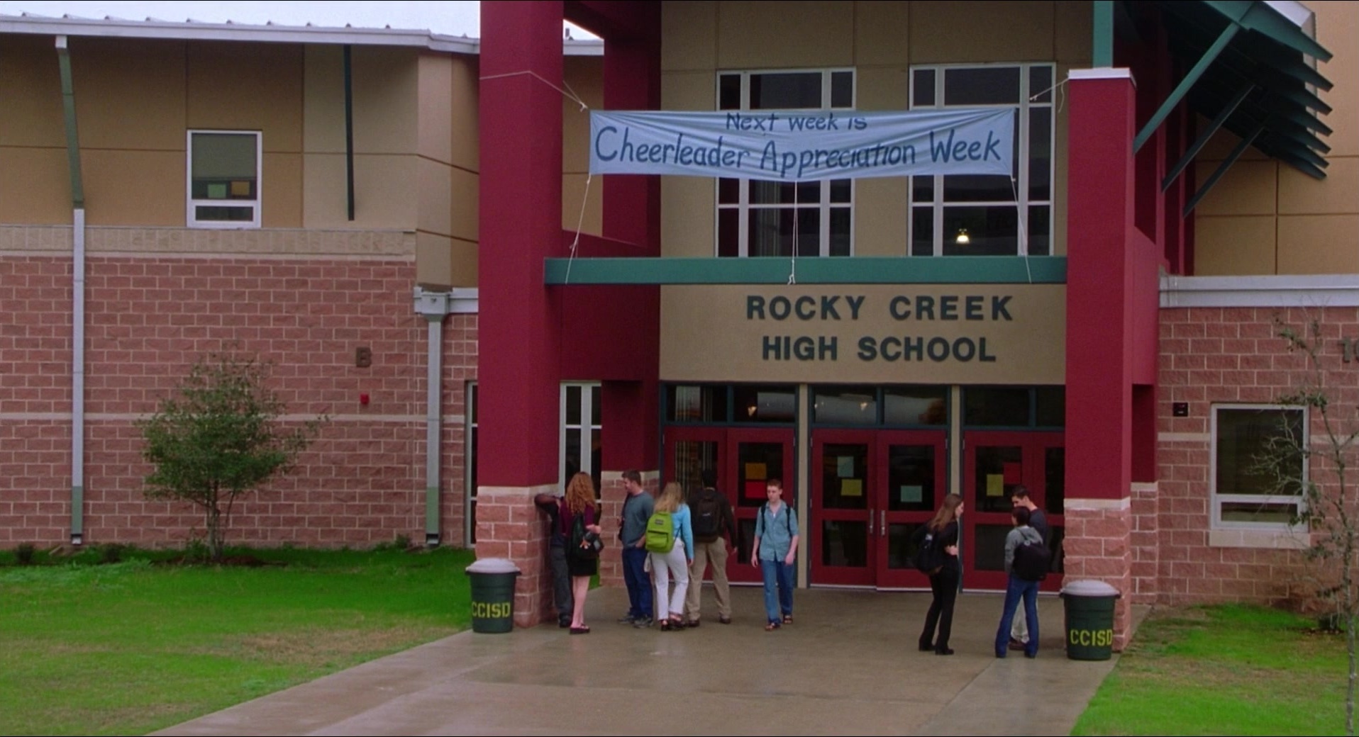 The New Guy (2002), wide, 1.84:1 — film still