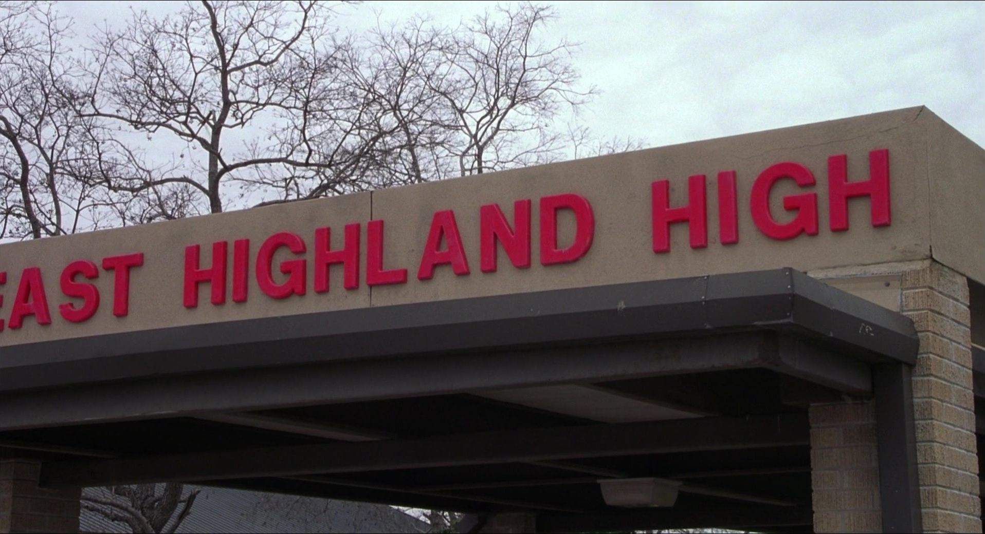 The New Guy (2002), wide, 1.84:1 — film still