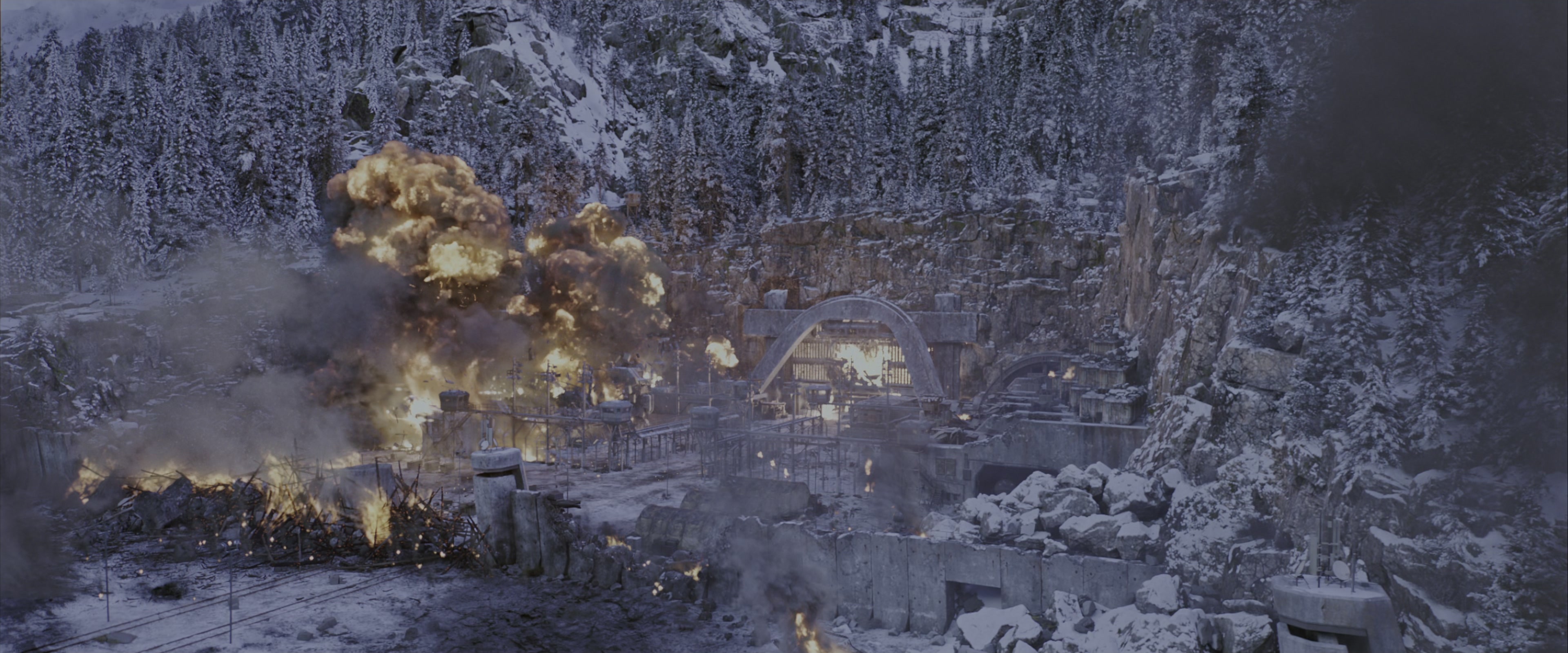 War for the Planet of the Apes (2017), wide, 2.40:1 — film still