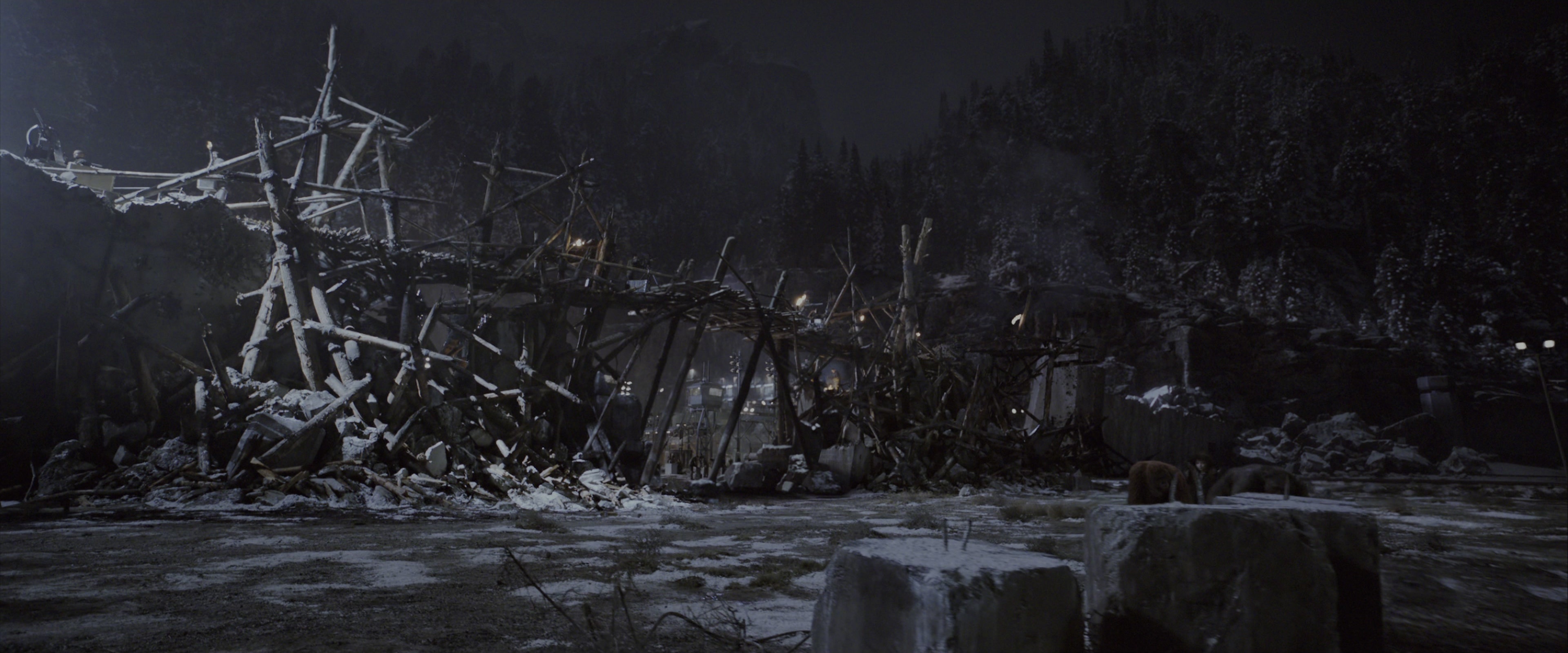 War for the Planet of the Apes (2017), wide, 2.40:1 — film still