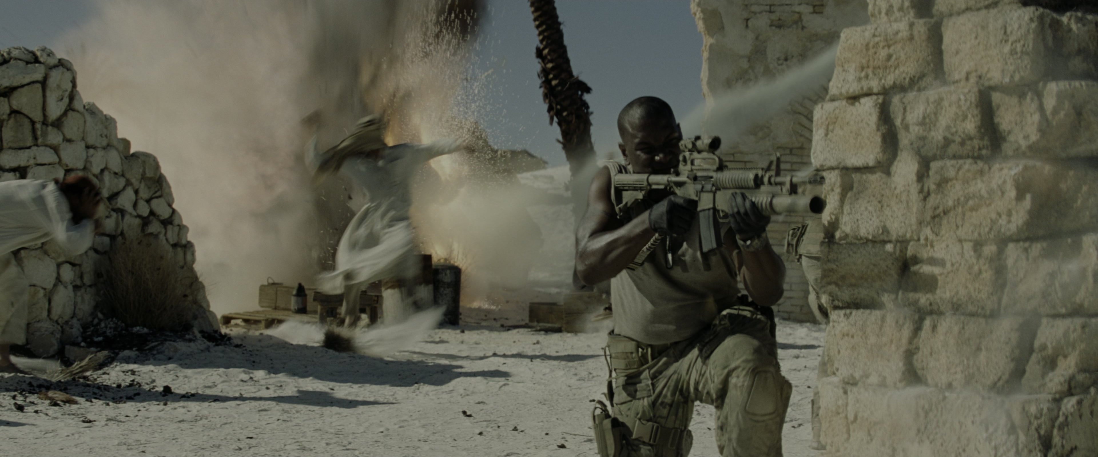 Transformers (2007), wide, 2.40:1 — film still