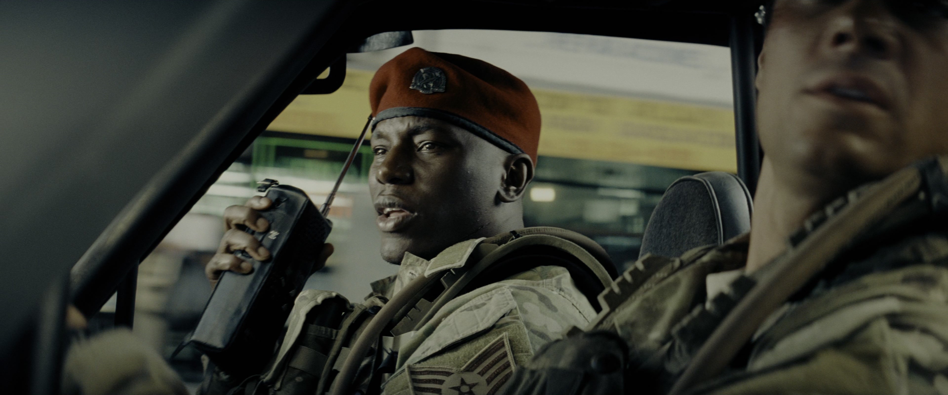 Transformers (2007), medium, 2.40:1 — film still