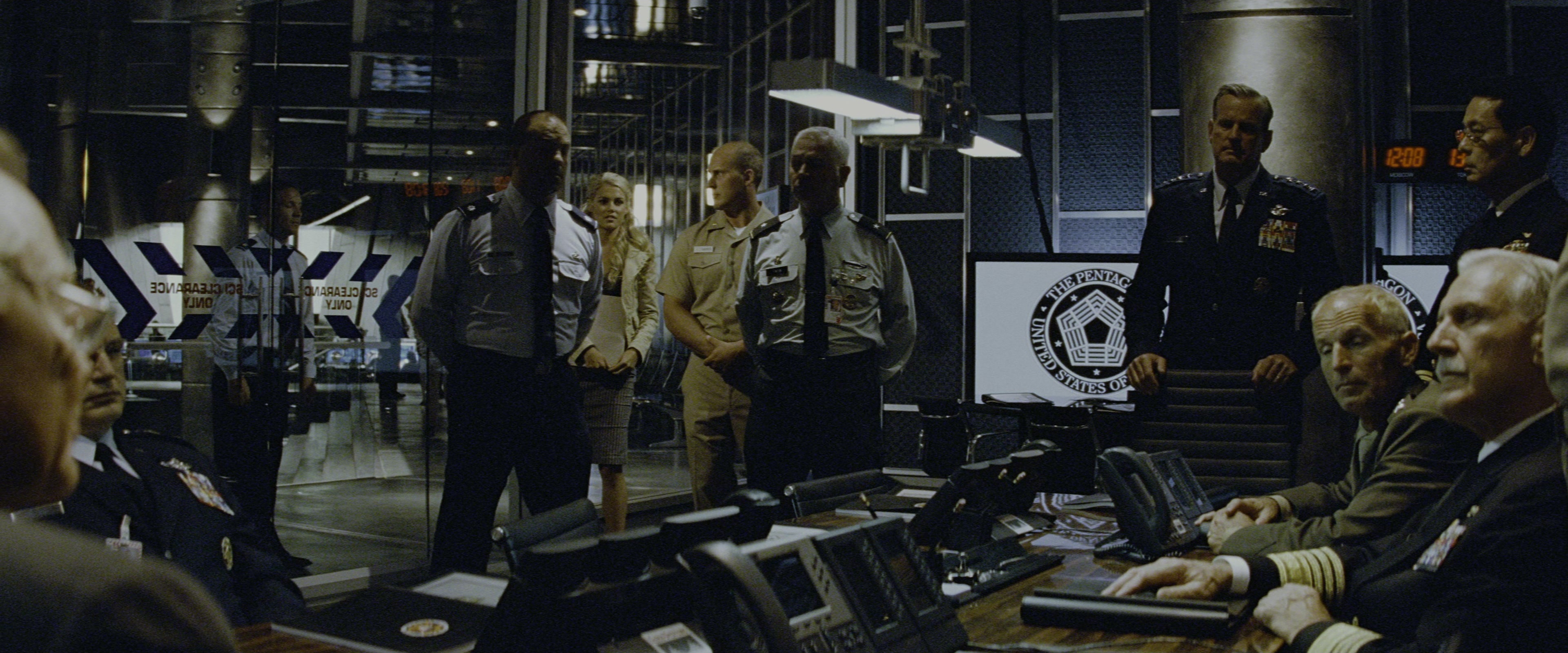 Transformers (2007), wide, 2.40:1 — film still