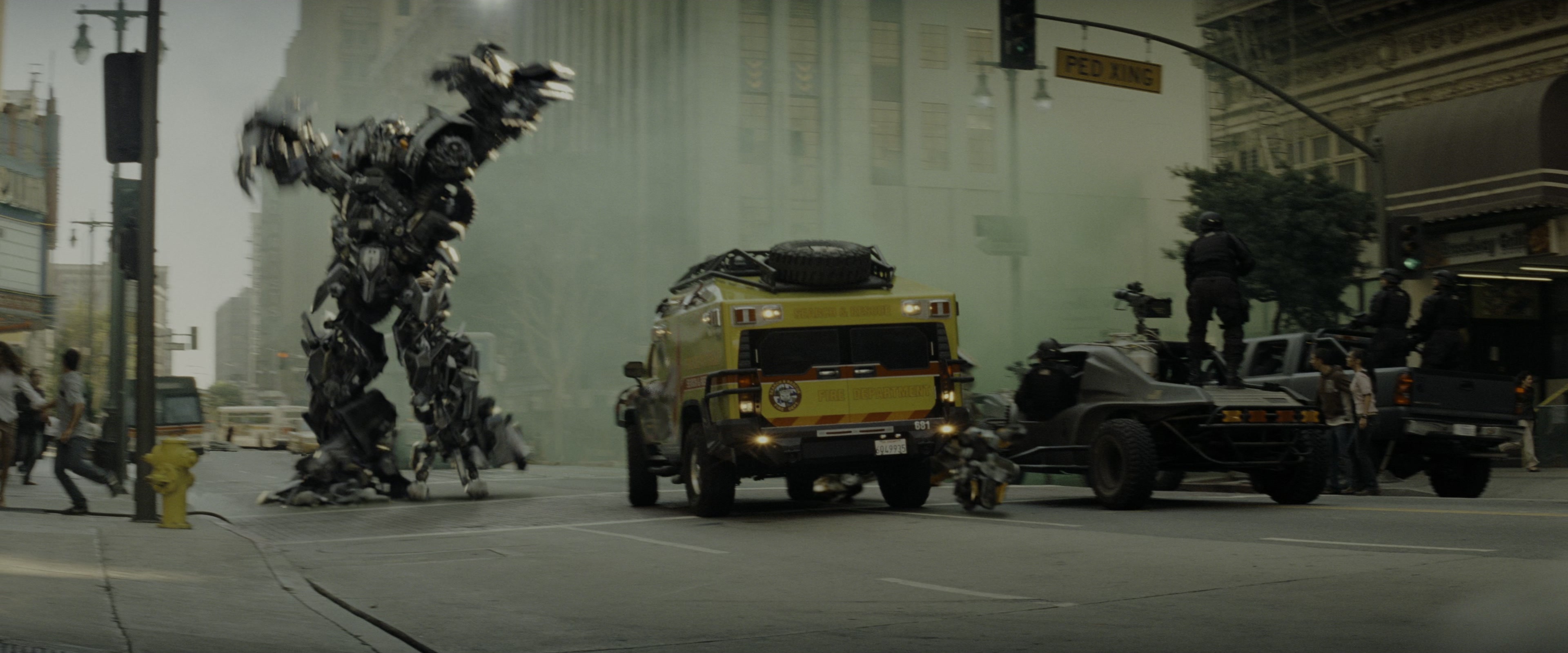 Transformers (2007), medium, 2.40:1 — film still