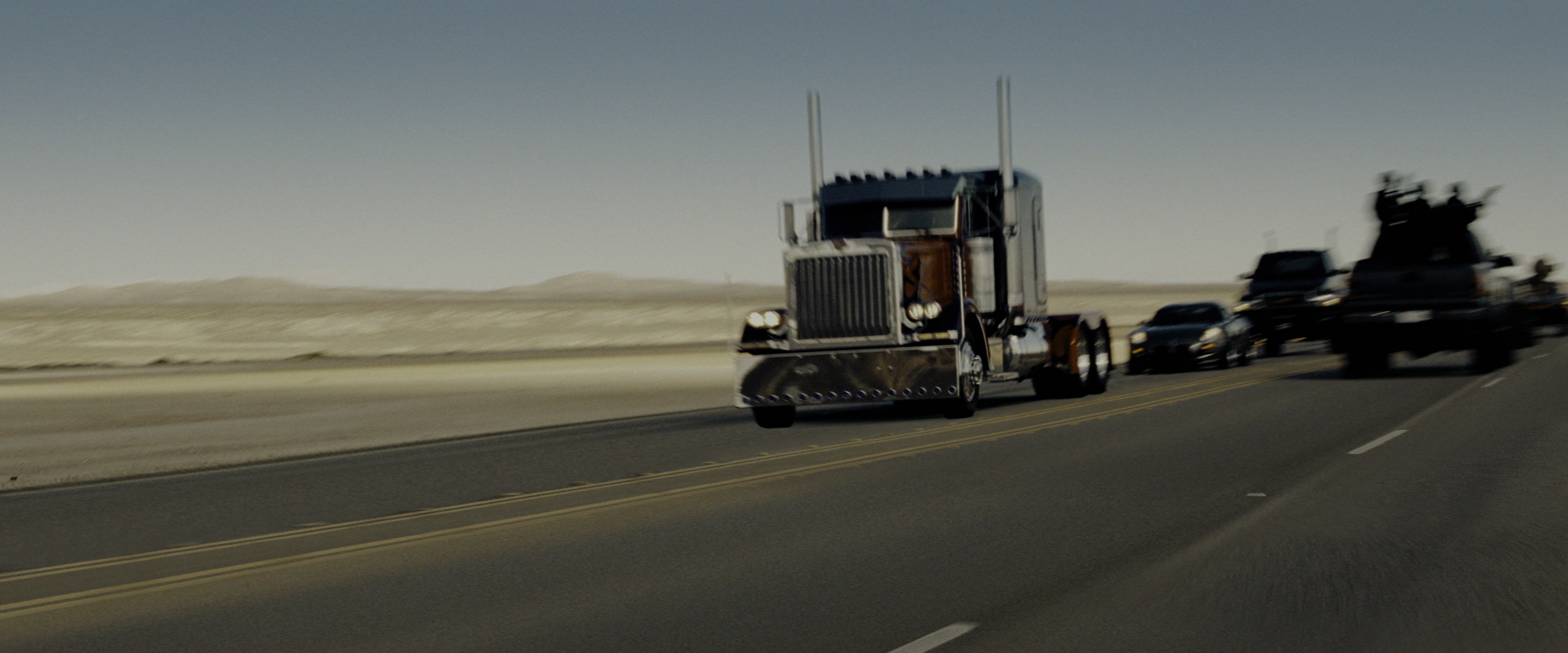Transformers (2007), medium, 2.40:1 — film still