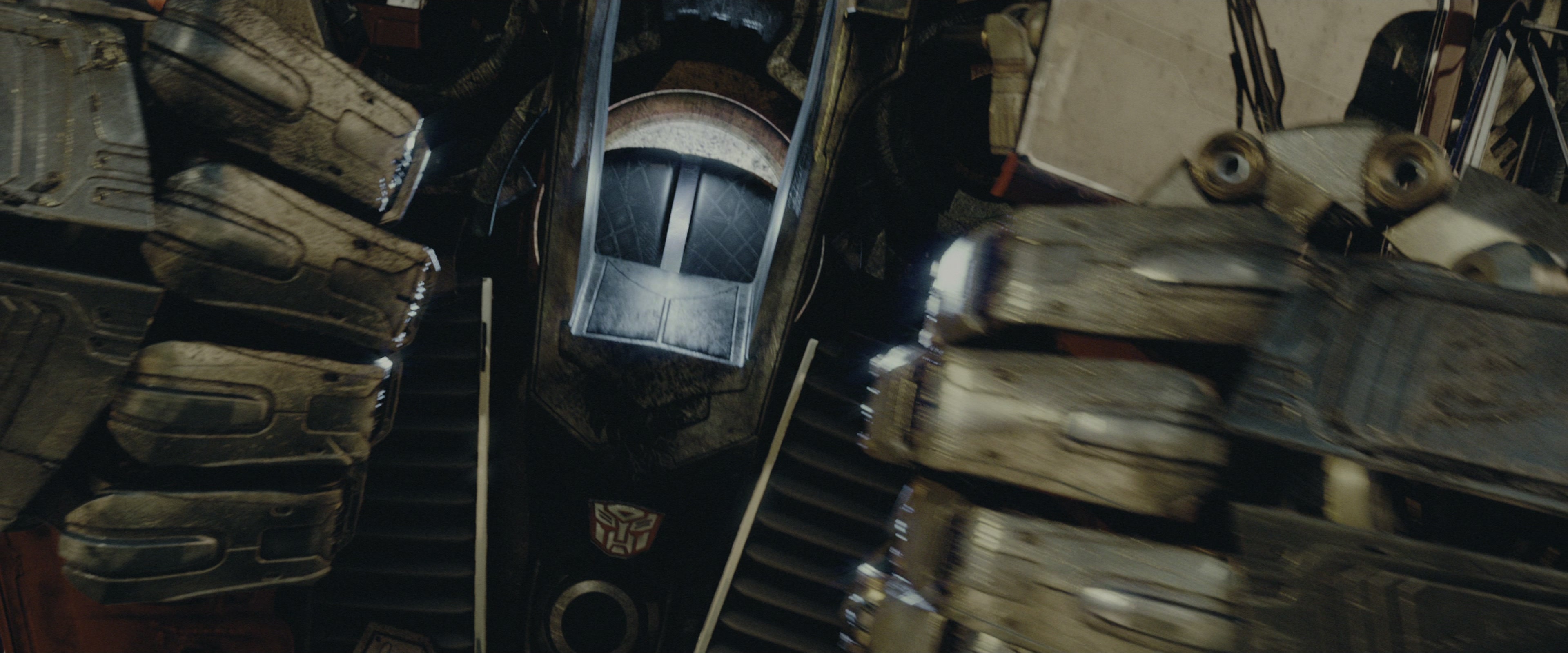 Transformers (2007), wide, 2.40:1 — film still