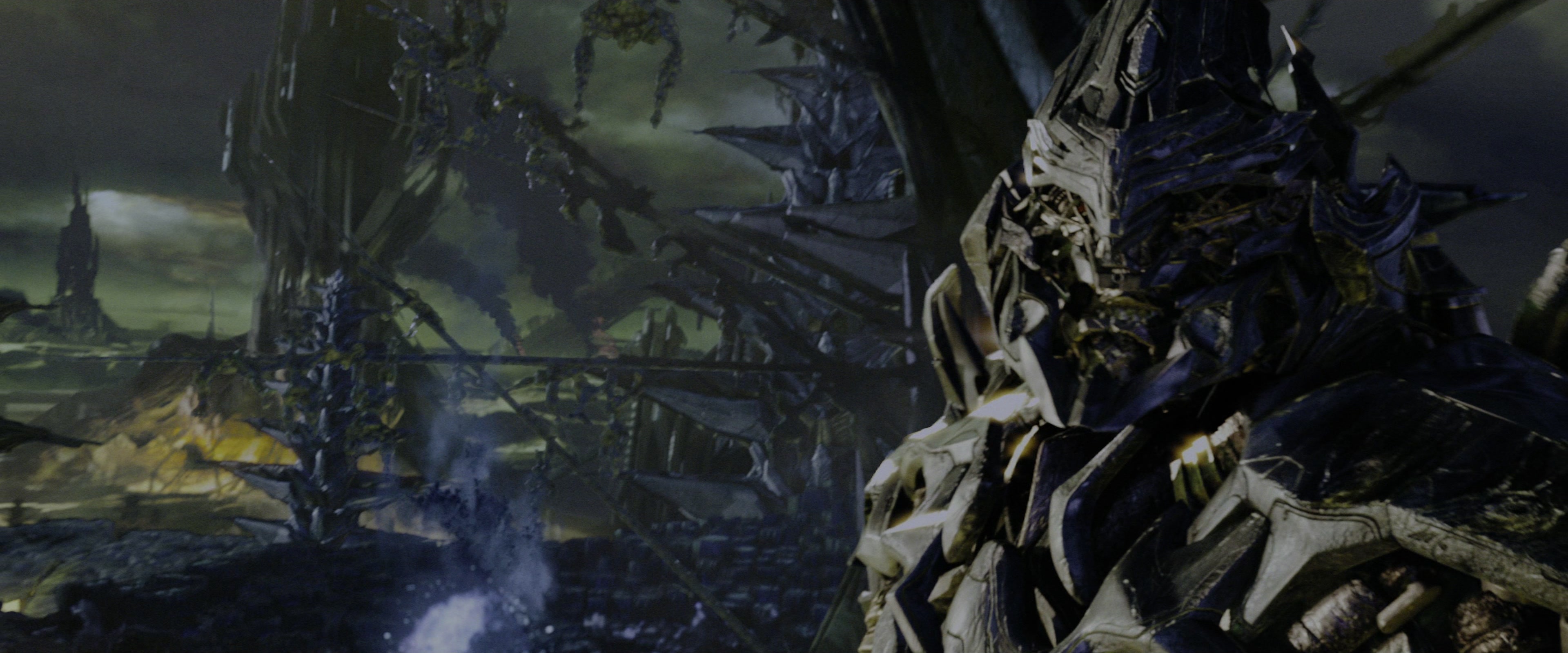 Transformers (2007), wide, 2.40:1 — film still