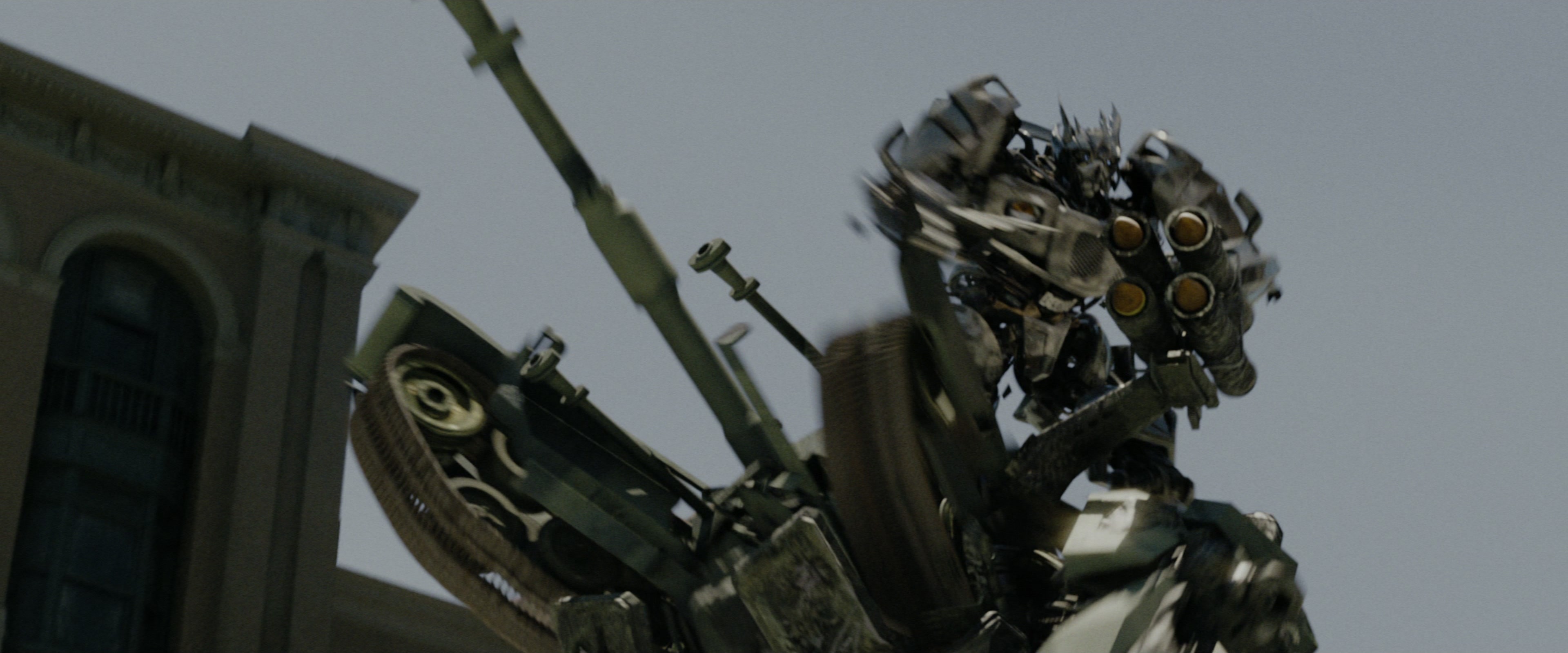 Transformers (2007), wide, 2.40:1 — film still