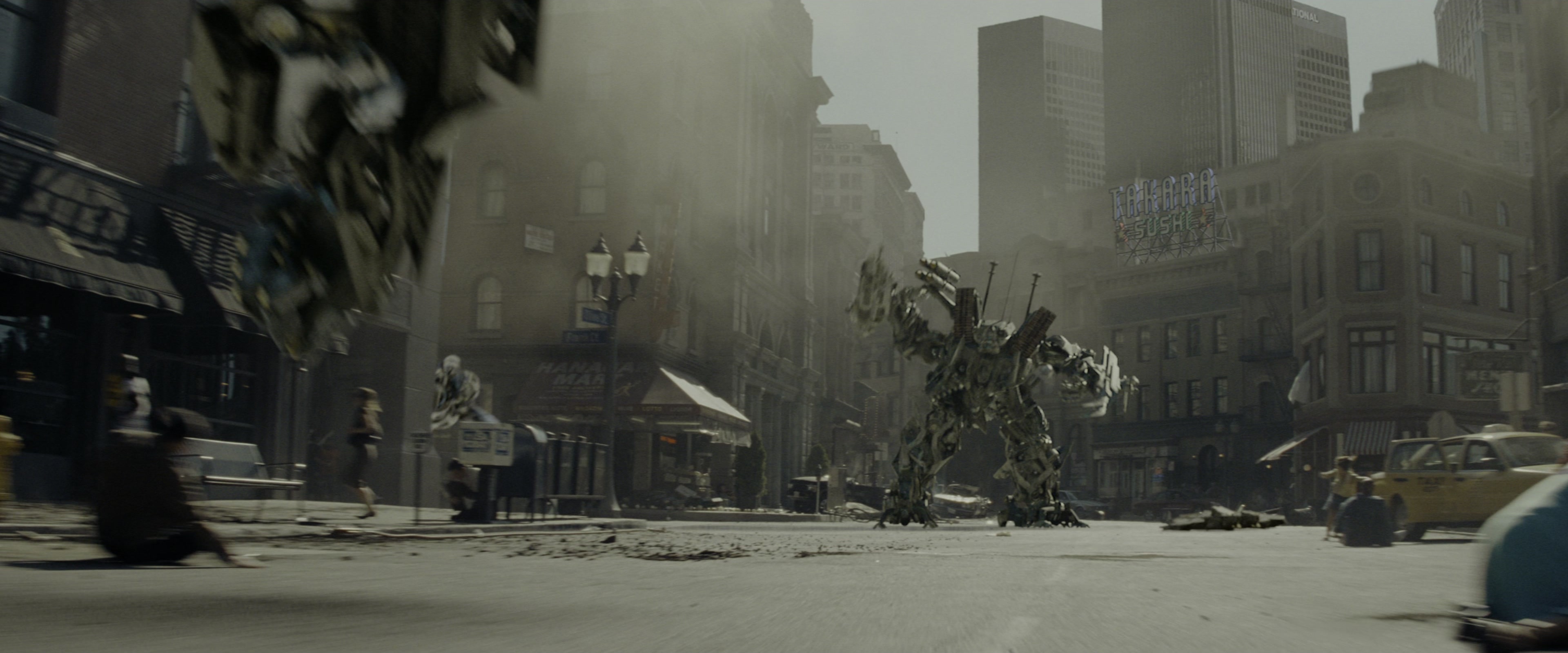 Transformers (2007), wide, 2.40:1 — film still