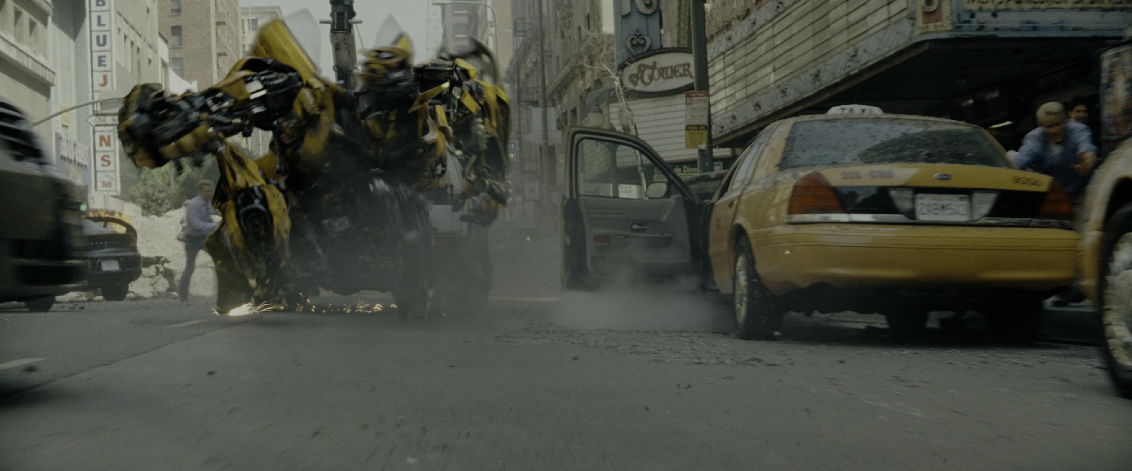 Transformers (2007), wide, 2.40:1 — film still