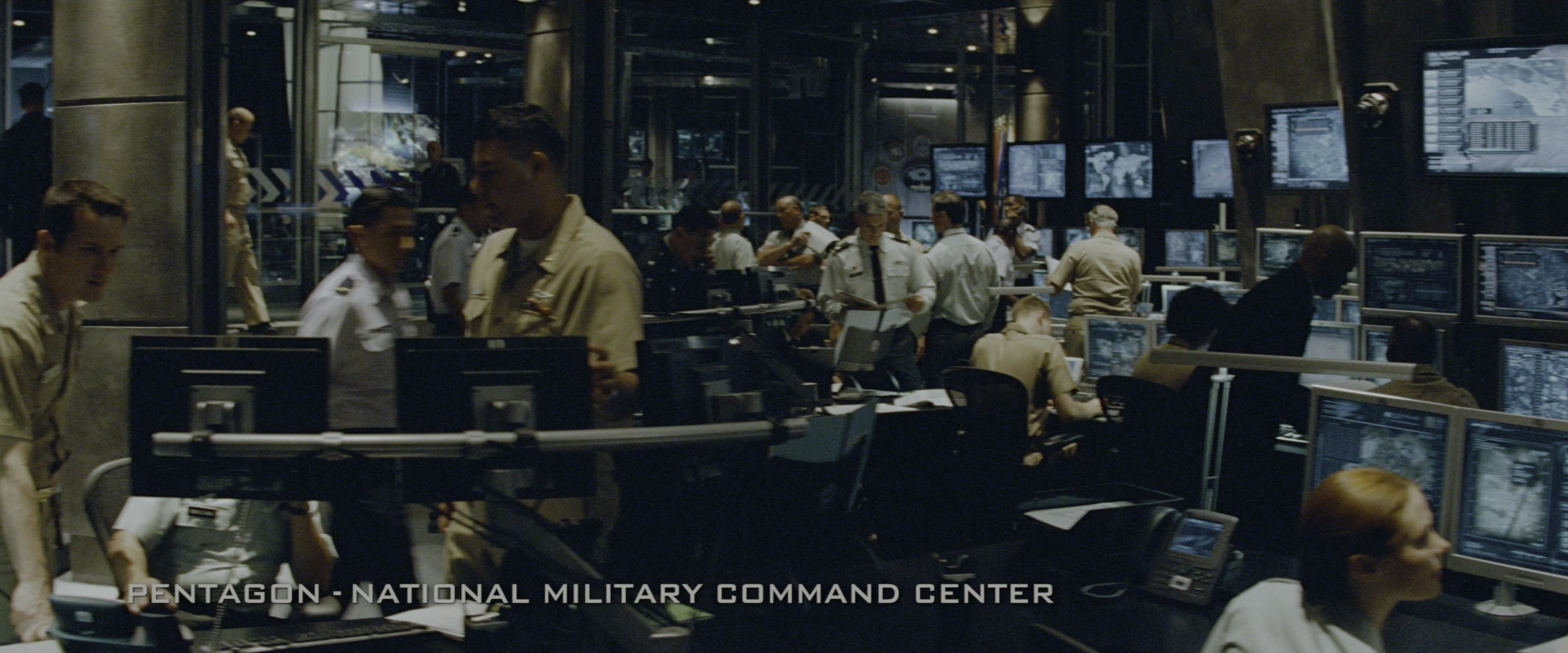 Transformers (2007), wide, 2.40:1 — film still
