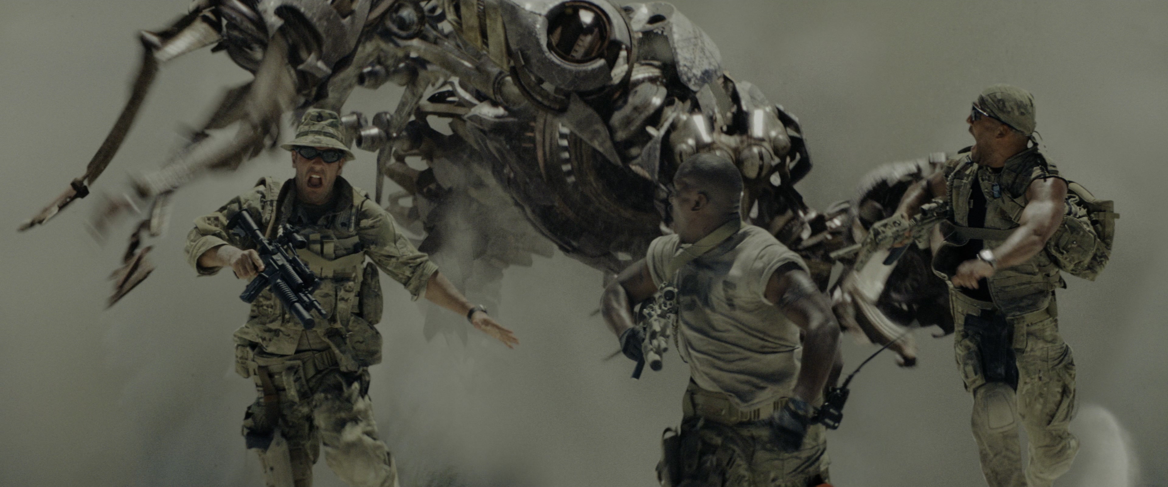 Transformers (2007), wide, 2.40:1 — film still