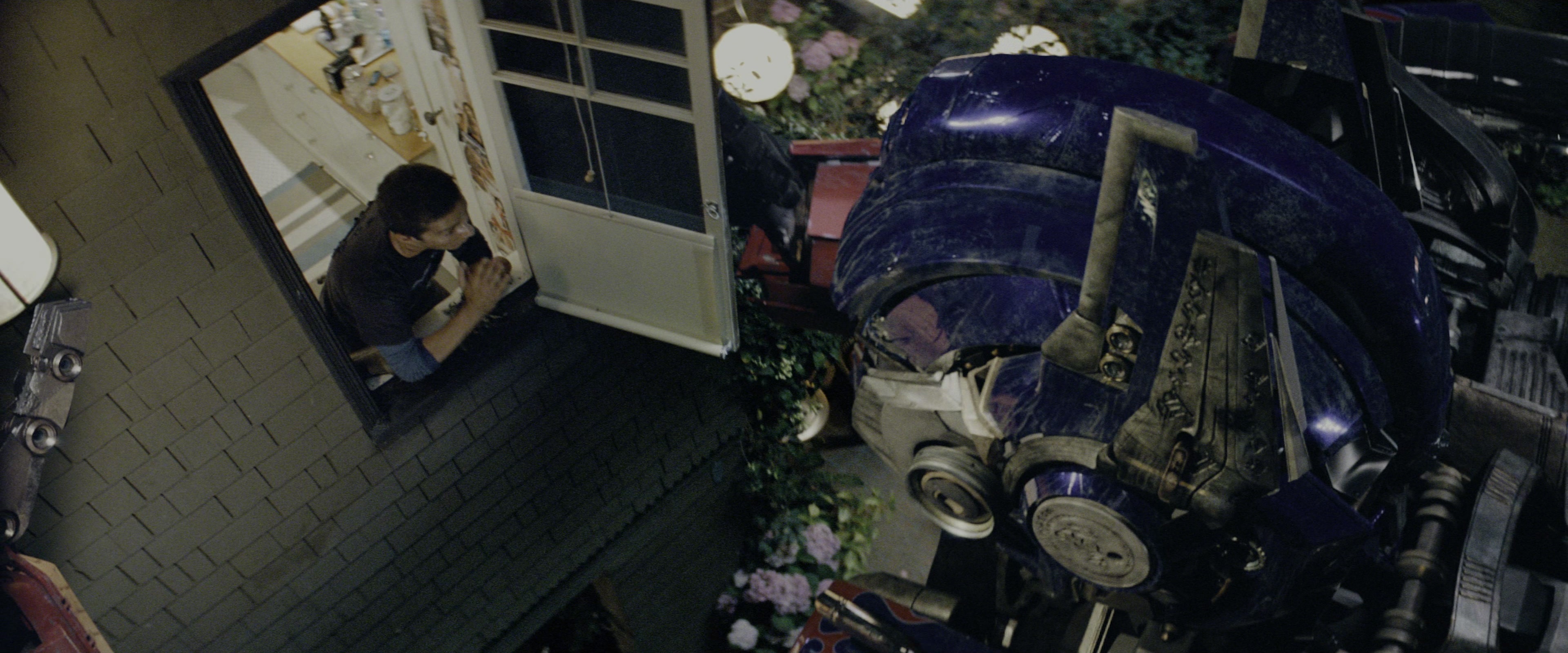 Transformers (2007), wide, 2.40:1 — film still