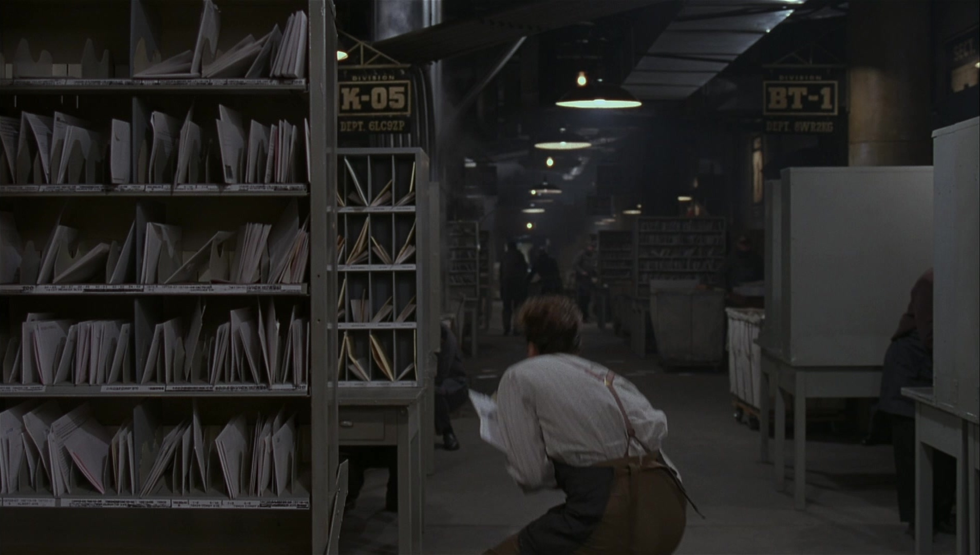 The Hudsucker Proxy (1994), wide, 1.77:1 — film still