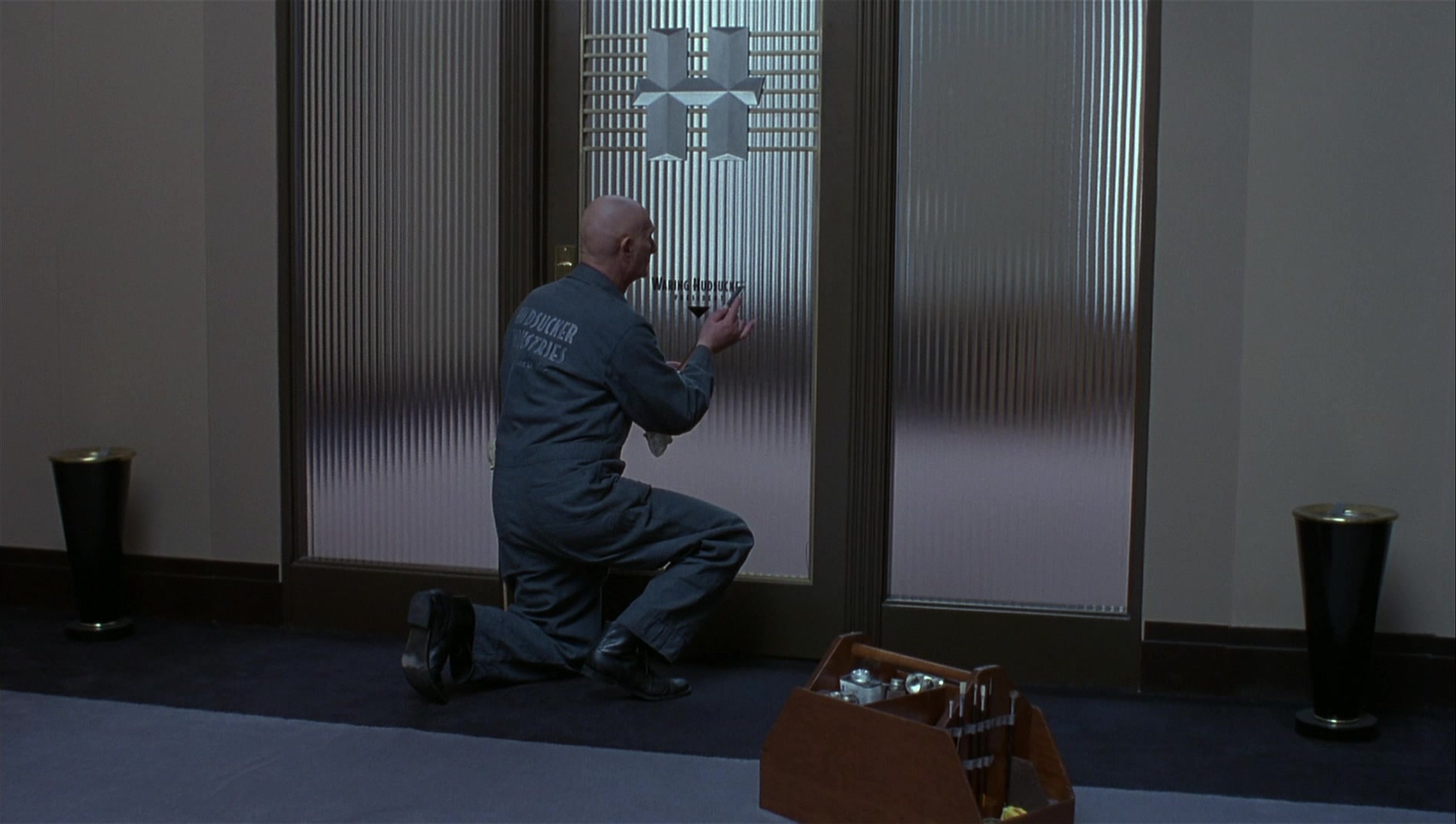 The Hudsucker Proxy (1994), wide, 1.77:1 — film still