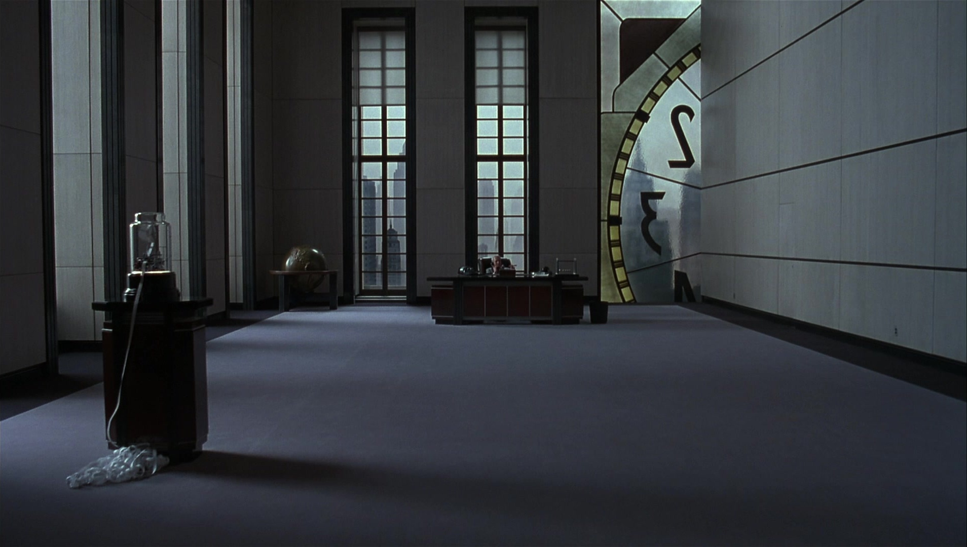 The Hudsucker Proxy (1994), wide, 1.77:1 — film still
